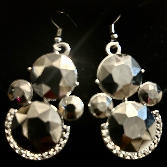 2020 Zi collection Fierce Hematite Clustered Rhinestone necklace & earrings. NEW - Picture 2 of 3